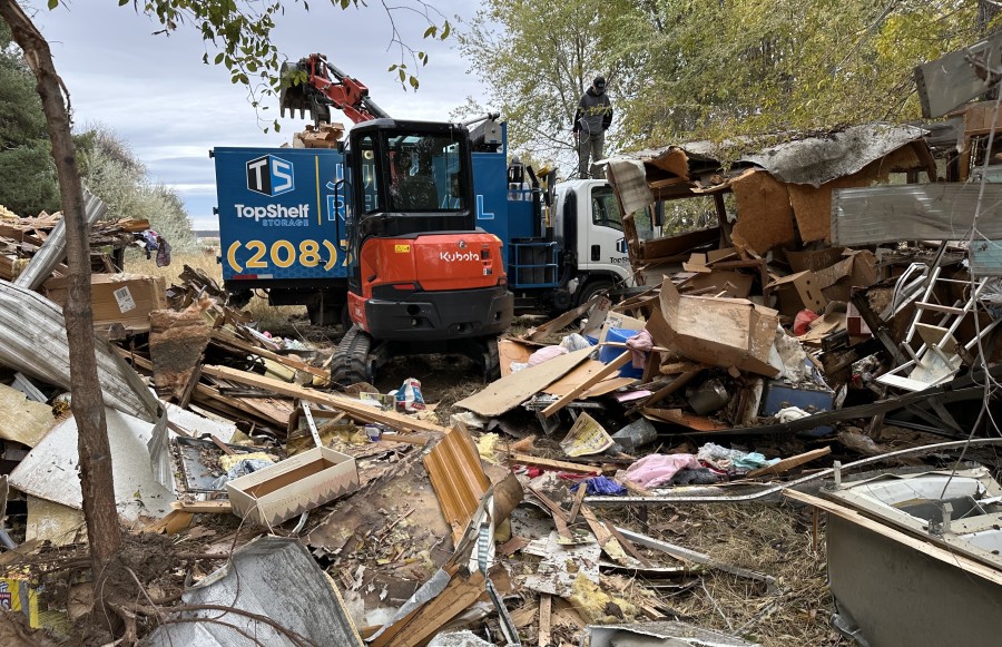 Top Shelf Storage and Junk Removal photo